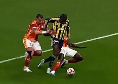  فرصت‌سوزی بزرگ رفیق رونالدو در دربی استانبول