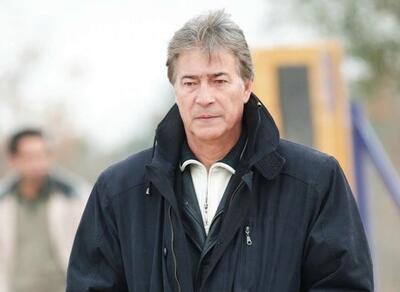  ۳۰ میلیون رای برای ناصرخان (عکس)