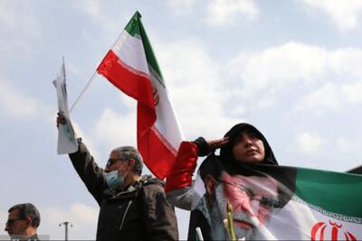  گریه‌های جانفدایان ایران برای رهبر شهید انقلاب