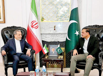  بازگشت عراقچی به اسلام‌آباد