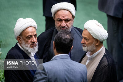  پنج نماینده بیانیه حمایت از تیم مذاکره کننده را امضا نکردند +اسامی