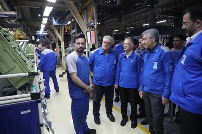  پایداری تولید و حفظ اشتغال دغدغه اصلی ماست/ باهم از شرایط دشوار عبور می‌کنیم