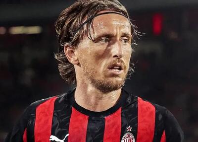  شوک سنگین: مودریچ بازی را تمام نکرد