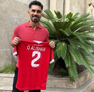  هدیه ویژه امید عالیشاه به مجروح مدرسه میناب