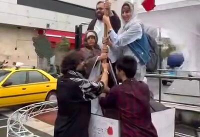  اقدام مورد توجه در لحظات طوفانی چهارراه ولیعصر