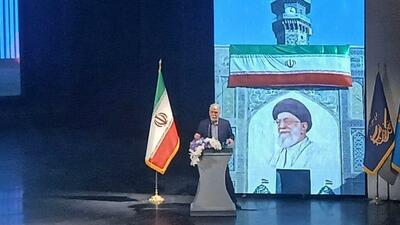  سیدعباس صالحی: رهبر شهید دلداده امام رضا(ع) بود / عشق به کتاب و مطالعه توسط پدر به رهبر انقلاب تزریق شد