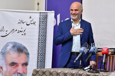  فرشاد مومنی: وقتی دیدم ادبیات پشتیبان برای اعتلای ایران «نزدیک به صفر» است، ساختار قدرت را رها کردم و به دانشگاه رفتم/امکان مواجهه انتقادی با همه مسائل را فراهم کنیم تا کشور نجات پیدا کند