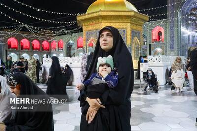  حال و هوای حرم رضوی در شب میلاد امام رضا(ع)