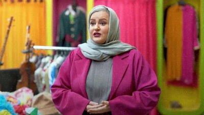  فیلم / نعیمه نظام دوست با گریه : شب قبل جوکر مردی که عاشقم بود رهایم کرد / گفت نعیمه نمی تونم باهات باشم / روز جوکر همه را می خنداندم در حالیکه غمگین ترین آدم آنجا بودم