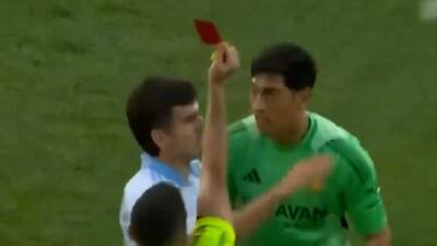  پشیمانی گلر ساراگوسا از مشت جنجالی !