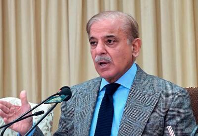  نخست‌وزیر پاکستان: پیش از سفر عراقچی به روسیه، با وی تلفنی صحبت کردم/ ایشان اطمینان خاطر دادند که تمام ملاقات‌ها در عمان با حسن نیت انجام شده و پس از مشورت با [تهران]، انشاءالله به زودی پاسخ مثبت خواهند داد