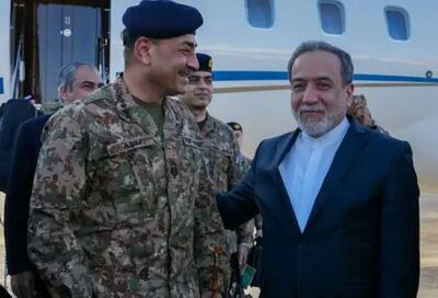  تمرکز پاکستان بر یافتن یک فرمول میانه برای توافق بر سر تنگه هرمز و برنامه هسته‌ای تهران / شانس از سرگیری جنگ کم است / عراقچی در سفر به مسکو به دنبال آن بود که پوتین ضامن توافق آتی شود، بویژه برای اطمینان از عدم حملات آینده به ایران