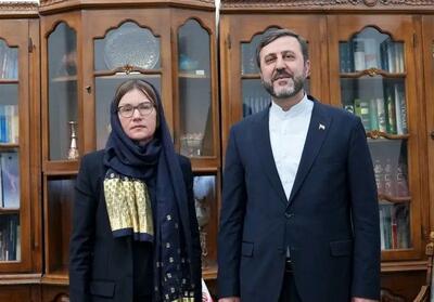  گفتگوی غریب‌آبادی و رئیس کمیته بین‌المللی صلیب سرخ