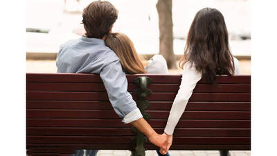  خواستم همسرم رو امتحان کنم خودم بیچاره شدم / دوستم عاشق همسرم شد