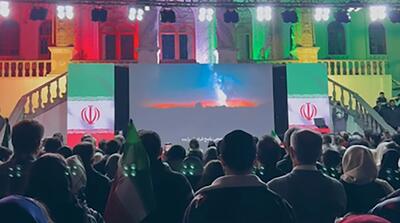  پخش آوازخوانی دختر 21 ساله در تجمعات مردمی