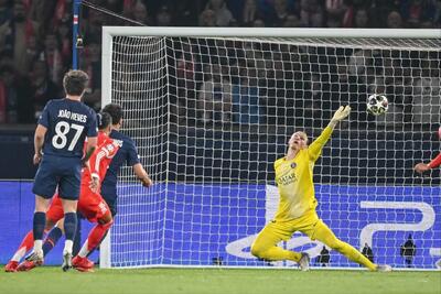  زد و خورد جذاب در جدال بزرگ میان بایرن و پی‌اس‌جی؛ اینجا چمپیونزلیگ اروپاست!