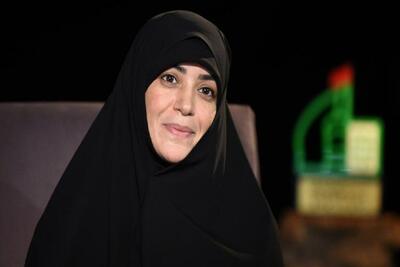  الهام چرخنده: مردم بدون هیچ خط‌کشی به امید پیروزی با اذن امام رضا (ع) کنار هم ایستاده‌اند