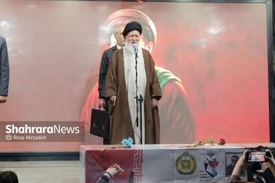  آیت‌الله علم‌الهدی: دشمن منتظر خستگی مردم از جریان نبرد و مبارزه است