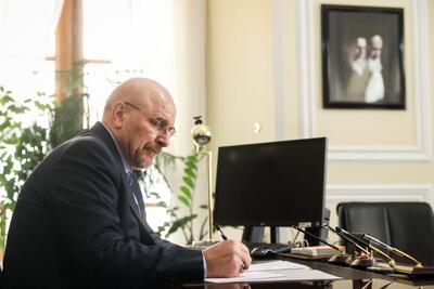  پیام تسلیت رئیس مجلس در پی درگذشت عبدالحمید نقره کار