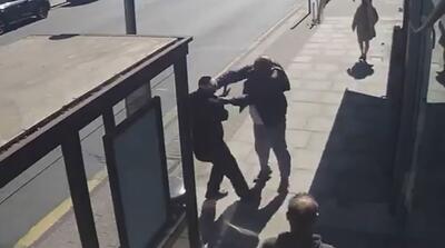  لحظات حمله با چاقو به یهودیان انگلیس