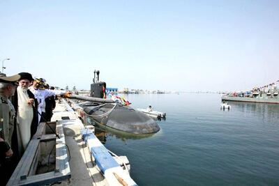  تصویری از رهبر شهید انقلاب در کرانه خلیج فارس