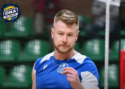  سوپراستار والیبال رسما بدون تیم شد