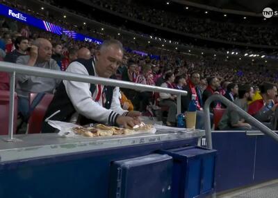  مرد ساندویچی، جذاب‌ترین صحنه اتلتیکو-آرسنال!