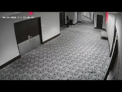  لحظه ورود و تیراندازی فرد مهاجم در ضیافت شام با حضور ترامپ