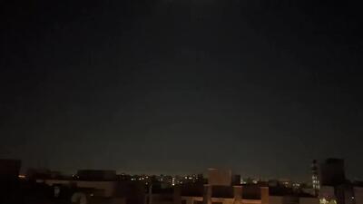  ببینید | فوری؛ تصاویر تازه از فعالیت پدافند و ضدهوایی در آسمان تهران