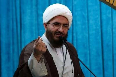  امام جمعه تهران: امروز هر صدایی که به اختلاف بلند شود، چه نماز شب بخواند و چه نخواند، عامل شیطان است؛ باید حاشیه‌سازی پرهیز نمود