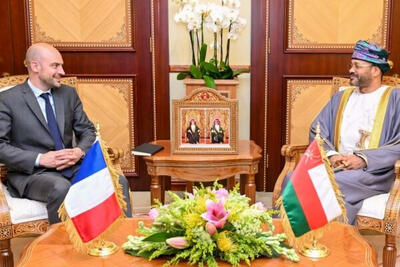  دیدار و گفت و گو وزیران خارجه عمان و فرانسه درباره آخرین تحولات منطقه