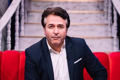  امیر تاجیک: «چشم خلیج فارس» را با افتخار خواندم