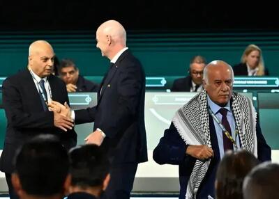  جنجال بزرگ در صحن علنی کنگره فیفا! (عکس)