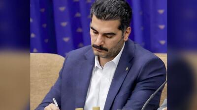  رئیس امور اطلاع‌رسانی دولت: شایعه اخراج کارکنان فولاد مبارکه دروغ محض است