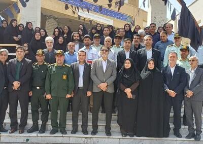  فرماندار دشتستان: مطالبات جامعه فرهنگیان پیگیری می‌شود