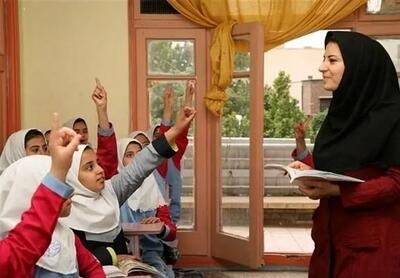  تأیید نهایی مجوزهای استخدام ۱۲۰ هزار معلم؛ آموزش‌ و پرورش برای مهر ۱۴۰۶ آماده‌جذب می‌شود