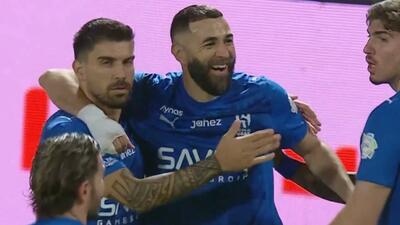  گل اول الهلال به الحزم (بنزما)