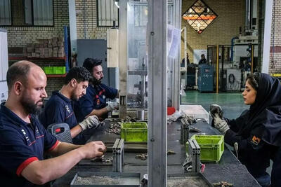  وزیر کار: موضوع تبدیل وضعیت نیروهای شرکتی نهایی شد
