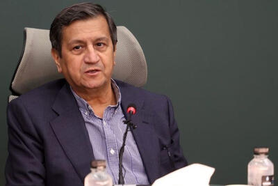  همتی: تأمین ارز کشور هدفمند انجام می‌شود