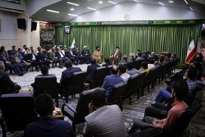  آیت‌الله علم‌الهدی: ایستادگی و مقاومت مردم، دشمن را وادار به عقب نشینی می‌کند