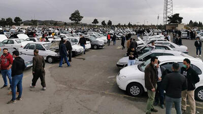  از توقف انتشار قیمت تا تهدید گران‌ فروشان؛ اما خودرو هنوز ارزان نشده است!