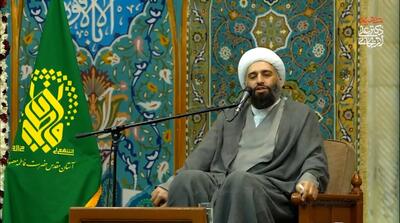  طبعاً باید به لاریجانی آب دهان می‌انداختیم!