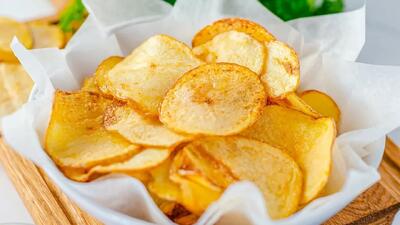  طرز تهیه چیپس نمکی ساده و خوشمزه با تمام نکات!