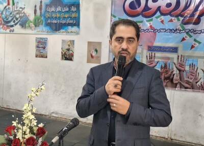  فرماندار رودبار: کارگران سربازان خط مقدم اقتصاد مقاومتی هستند