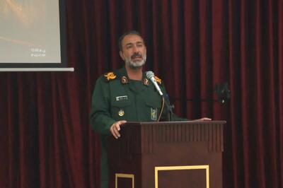  اشراف بر مبانی انقلاب و مکتب شهید مطهری ضرورت امروز مربیان عقیدتی است