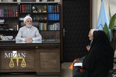  رئیس کل دادگستری کرمان به درخواست ۲۲ نفر از مراجعان در ملاقات مردمی رسیدگی کرد