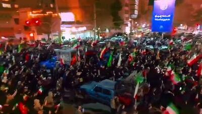  حضور گسترده مردم کرمانشاه در بیعت با رهبر معظم انقلاب
