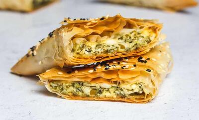  طرز تهیه بورک تره فرنگی با خمیر یوفکا