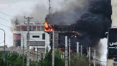  فیلم / آتش سوزی آخرالزمانی در پاساژ ارغوان فاز 4 اندیشه / غرب تهران سیاه شد
