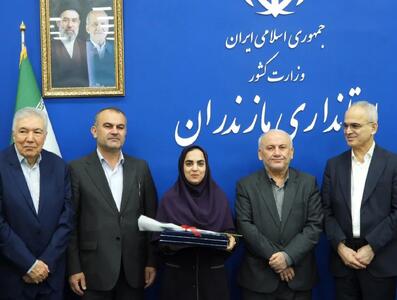  معلمان، افسران جنگ نرم در برابر تهاجم فرهنگی
